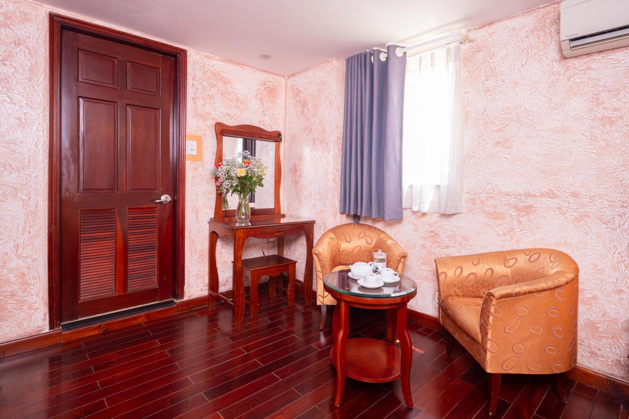 Duc Vuong Saigon - Bui Vien Khách sạn